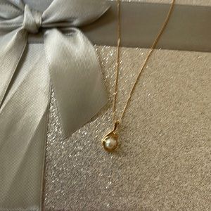 Vintage 10K gold freshwater pearl necklace